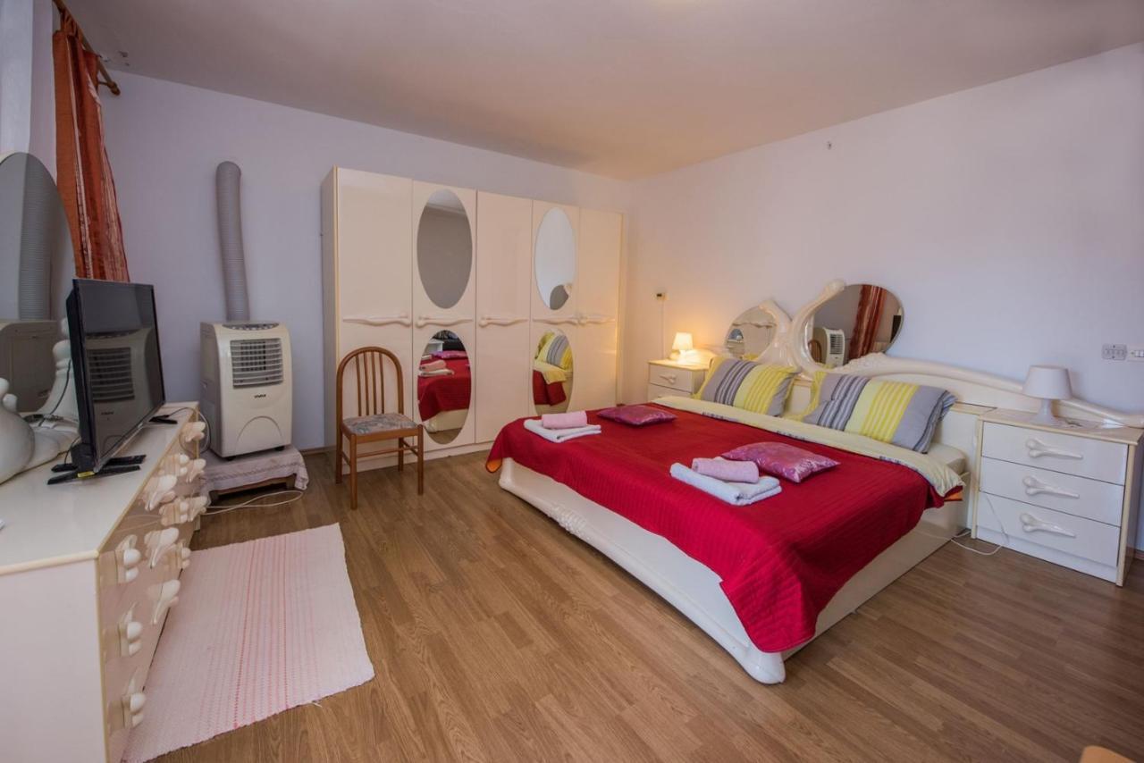 Two Bed Rooms Fortuna Near The Beach ポレッチ エクステリア 写真