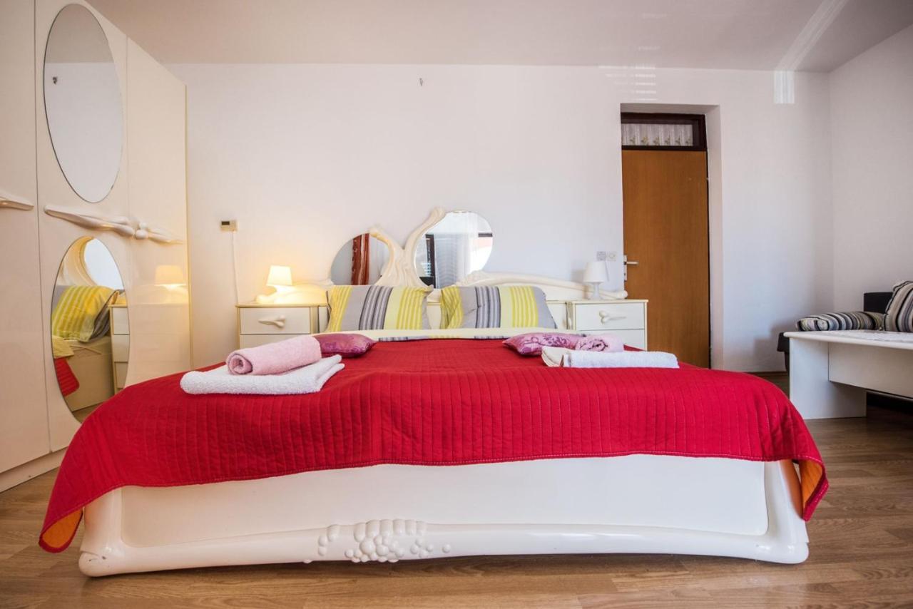 Two Bed Rooms Fortuna Near The Beach ポレッチ エクステリア 写真